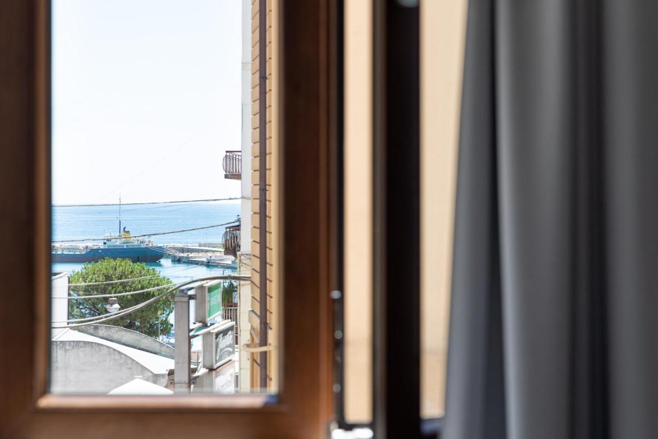 Torre Mola Bed & Breakfast